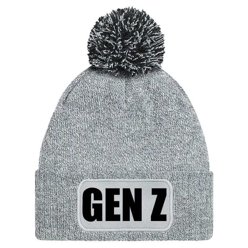 Шапка с пискюл Gen Z